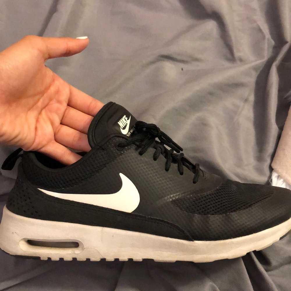 Women’s Nike airmax